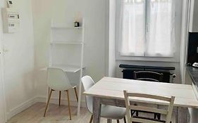 Superbe Appt Meuble Hyper Centre De Gan